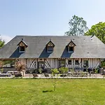 Le Domaine D'angerville - Le B&B