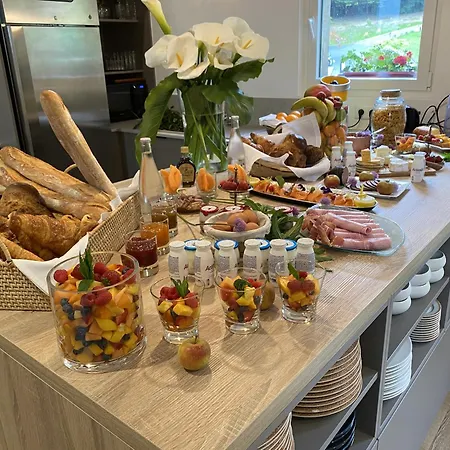 Le Domaine D’angerville - Le Couette-café 4*