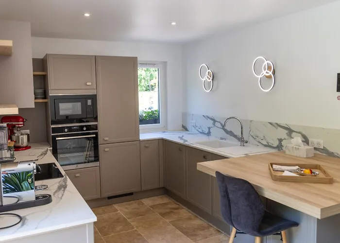 Le Domaine D’angerville - Le 4* Dozulé